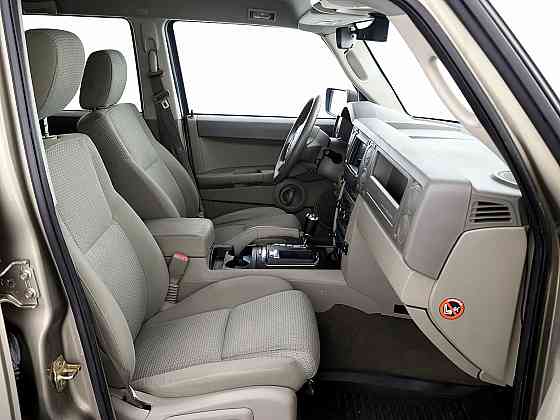 Jeep Commander Comfort 3.0 CRD 160kW Tallina