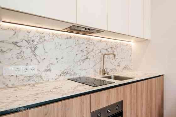 A modern and meticulously designed 2-room apartment is available for reservation at Ernesta Birzniek Rīga