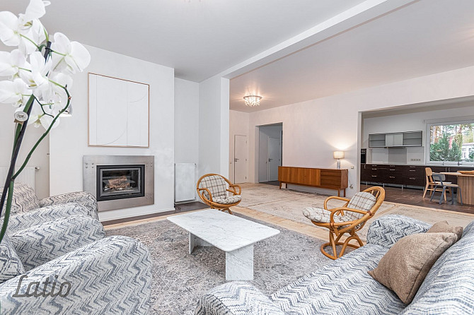 Izīrē ilgtermiņā no 15.06.2025 skaistu privātmāju Jūrmalā Bulduros.
Mājas pirmajā Jūrmala - foto 1