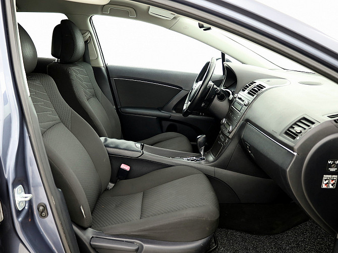 Toyota Avensis Linea Sol ATM 2.2 D-CAT 110kW Tallina - foto 6