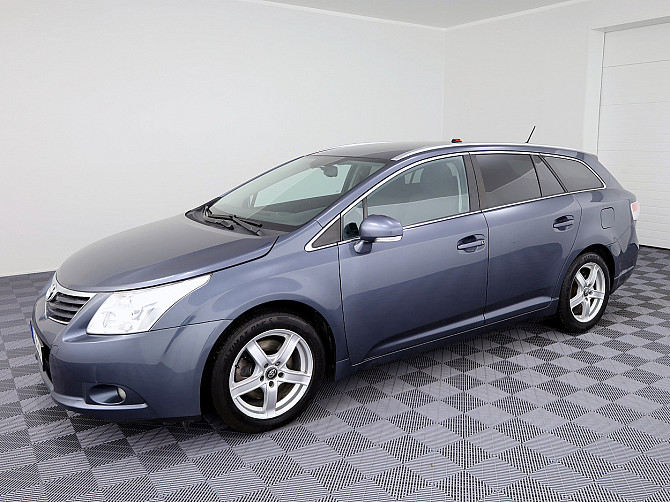 Toyota Avensis Linea Sol ATM 2.2 D-CAT 110kW Tallina - foto 2
