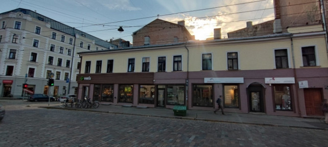 Tiek iznomātas telpas ļoti aktīvā vietā, Tērbatas un Blaumaņu ielas krustojums. Remonts Rīga - foto 3