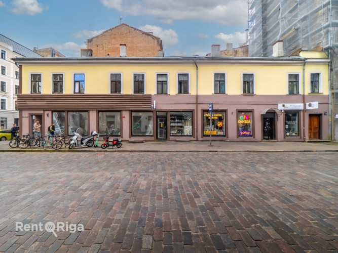 Tiek iznomātas telpas ļoti aktīvā vietā, Tērbatas un Blaumaņu ielas krustojums. Remonts Rīga - foto 15
