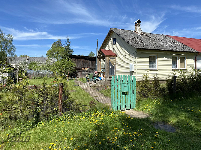 -	Pārdod dzīvojamo māju Valmieras novadā, Sedas pilsētā
-	Saimniecības ēka 
-	zeme 659 m2 Valka un Valkas novads - foto 1