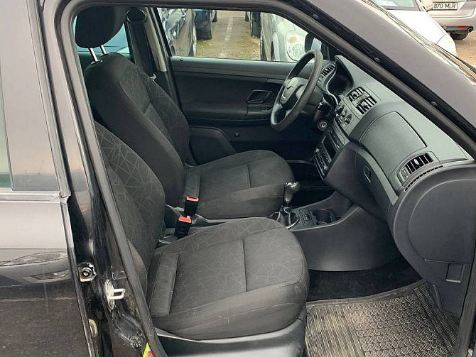 Skoda Fabia Comfortline Facelift 1.2 51kW Tallina - foto 6