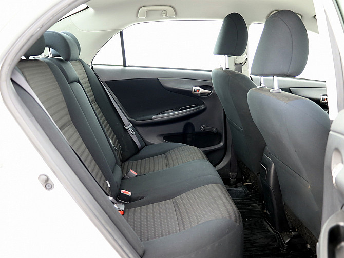 Toyota Corolla Linea Sol A-C 1.6 91kW Tallina - foto 7