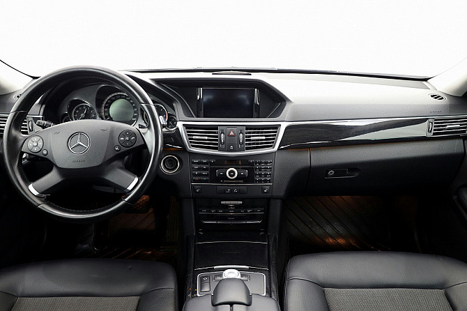 Mercedes-Benz E 350 Avantgarde ATM 3.0 CDI 170kW Tallina - foto 5