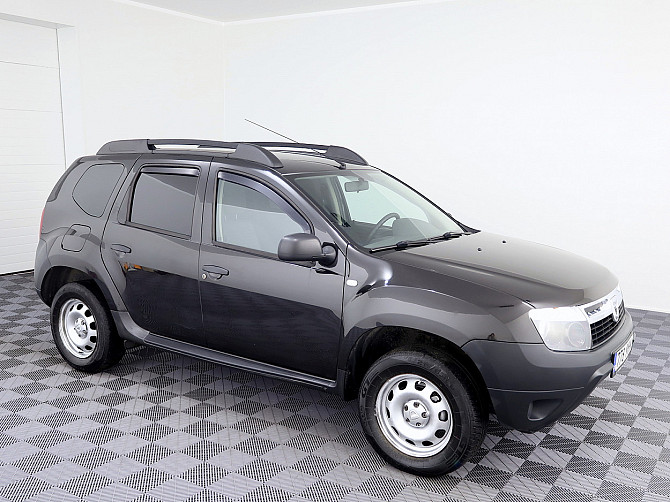 Dacia Duster Laureate 4x4 1.6 77kW Tallina - foto 1