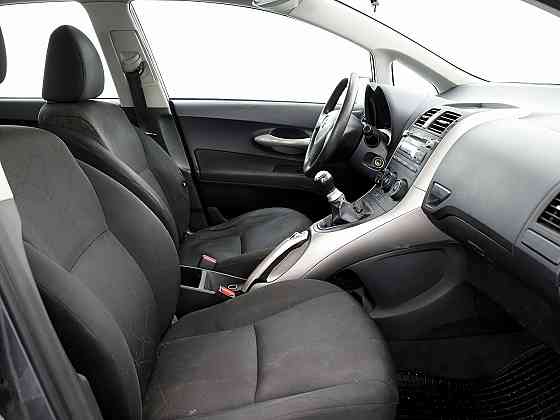 Toyota Auris Linea Sol LPG 1.4 71kW Tallina