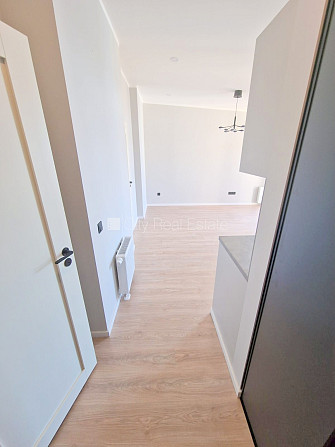 Fasādes māja, renovēta māja, slēgts pagalms, ieeja no ielas un pagalma, mansards, kāpņu Rīga - foto 17