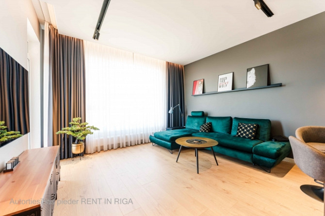 Izīrē mūsdienīgu un pilnībā aprīkotu dzīvokli(48,8m) ar balkonu (5,4 m). Plašajā Rīga - foto 4