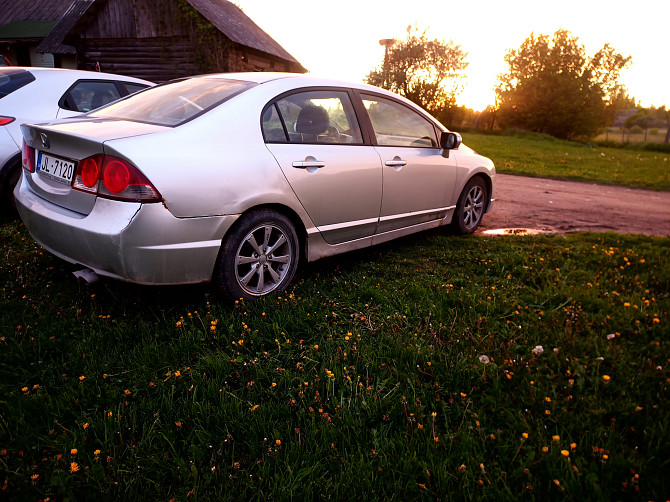 Honda Civic Balvi - foto 2
