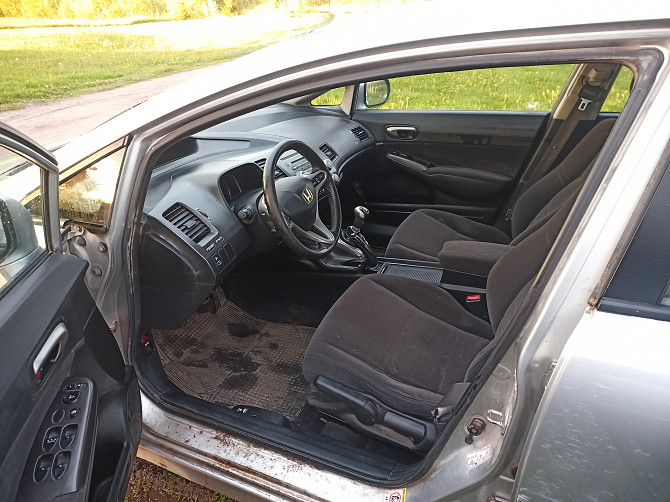 Honda Civic Balvi - foto 4