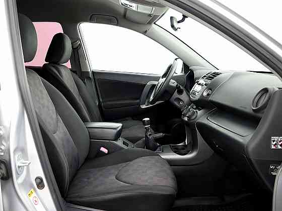 Toyota RAV4 Linea Sol Facelift 2.2 D-4D 110kW Tallina