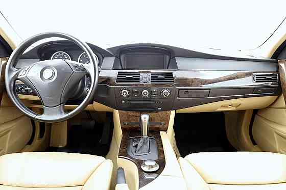 BMW 525 Touring Executive ATM 2.5 D 130kW Таллин