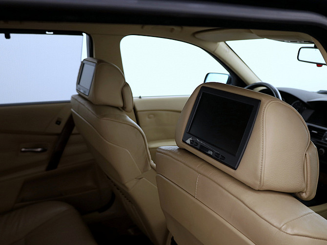 BMW 525 Touring Executive ATM 2.5 D 130kW Таллин - изображение 8