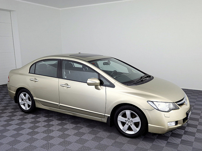 Honda Civic Elegance 1.8 103kW Таллин - изображение 1
