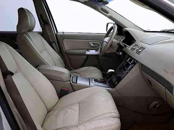 Volvo XC90 Summum ATM 2.4 D5 120kW Tallina