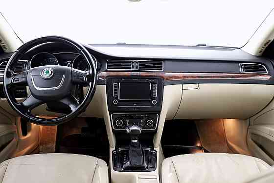 Skoda Superb Highline ATM 1.8 118kW Tallina