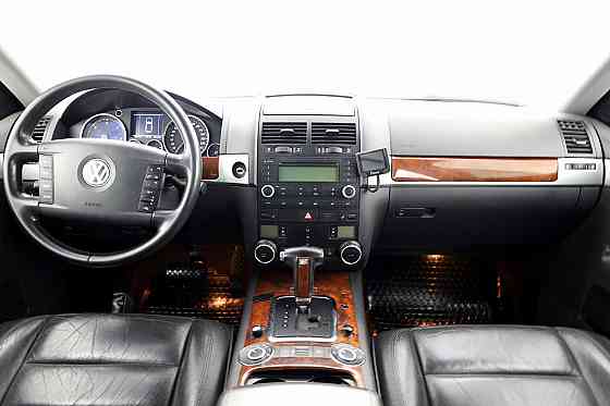 Volkswagen Touareg Highline ATM 3.0 TDI 165kW Tallina