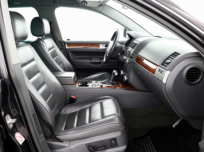 Volkswagen Touareg Highline ATM 3.0 TDI 165kW Tallina - foto 6