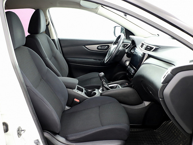 Nissan Qashqai Tekna 1.2 85kW Таллин - изображение 6