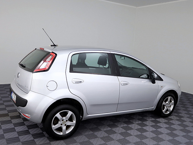 Fiat Punto Facelift 1.4 57kW Таллин - изображение 3