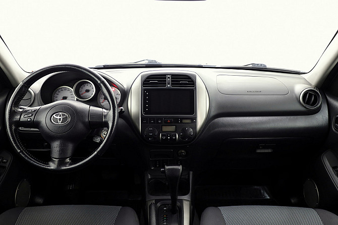 Toyota RAV4 Linea Sol Facelift ATM 2.0 110kW Tallina - foto 5