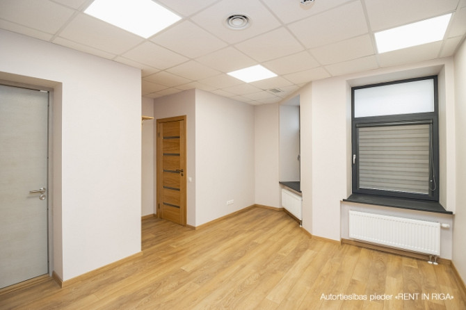 Jaunas ofisa telpas  Rīgas centrā, jaunā rekonstruētā projektā Pernavas iela. Telpas ir Rīga - foto 2