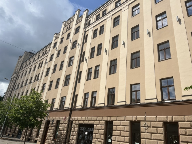 Jaunas ofisa telpas  Rīgas centrā, jaunā rekonstruētā projektā Pernavas iela. Telpas ir Rīga - foto 7
