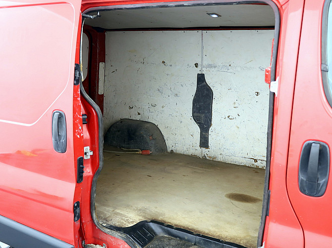 Renault Trafic Long Facelift 2.0 dCi 84kW Tallina - foto 7