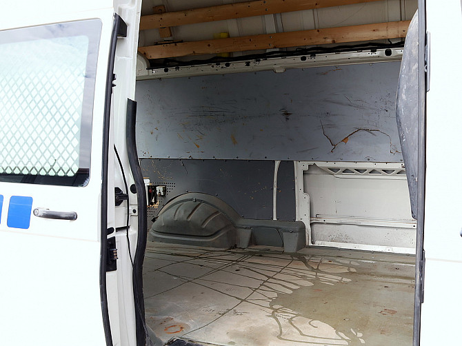 Volkswagen Transporter Maxi 2.5 TDI 96kW Tallina - foto 7