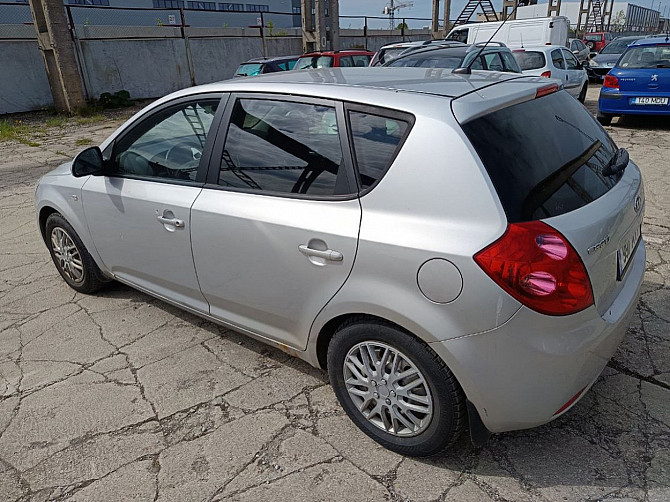Kia Ceed Elegance 1.4 80kW Tallina - foto 4