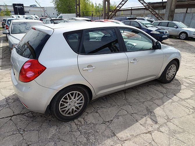 Kia Ceed Elegance 1.4 80kW Tallina - foto 3