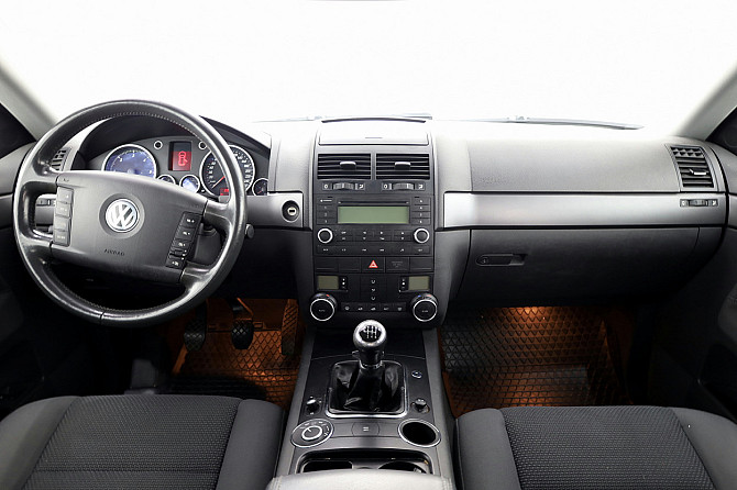 Volkswagen Touareg Comfortline 2.5 TDI 128kW Tallina - foto 5