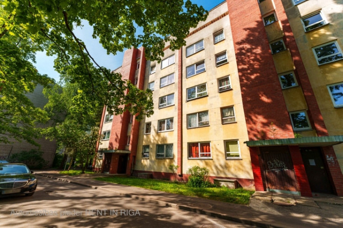 Продаётся квартира  в тихом зелёном районе с развитой инфраструктурой! Рига - изображение 1