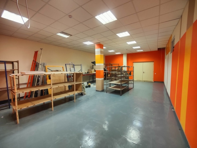 Apsildāma ražošanas vai noliktavas telpa 2.stāvā.  - viena liela telpa; - tikko izremontēta; Rīga - foto 7