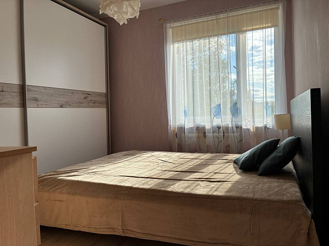 Pilnībā Mēbelēts, Mājīgs un Saulains Divistabu Dzīvoklis ar Visu Nepieciešamo Sadzīves Tehniku. Rīga - foto 1
