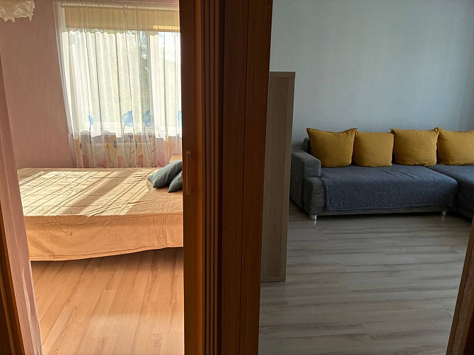 Pilnībā Mēbelēts, Mājīgs un Saulains Divistabu Dzīvoklis ar Visu Nepieciešamo Sadzīves Tehniku. Rīga - foto 3