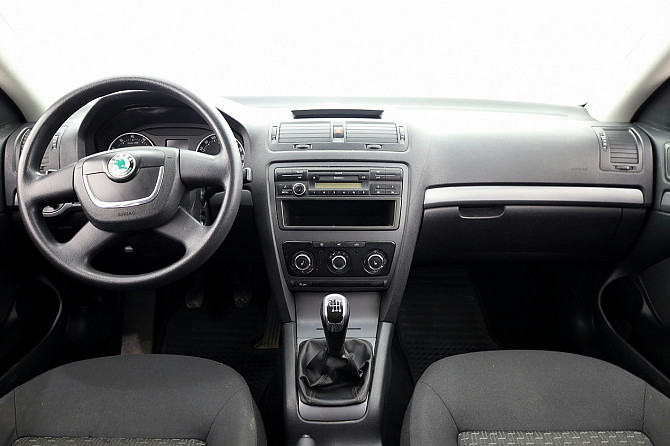 Skoda Octavia Elegance Facelift 1.2 77kW Таллин - изображение 5