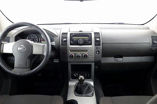 Nissan Pathfinder Comfort 4x4 2.5 TDCi 126kW Tallina - foto 5