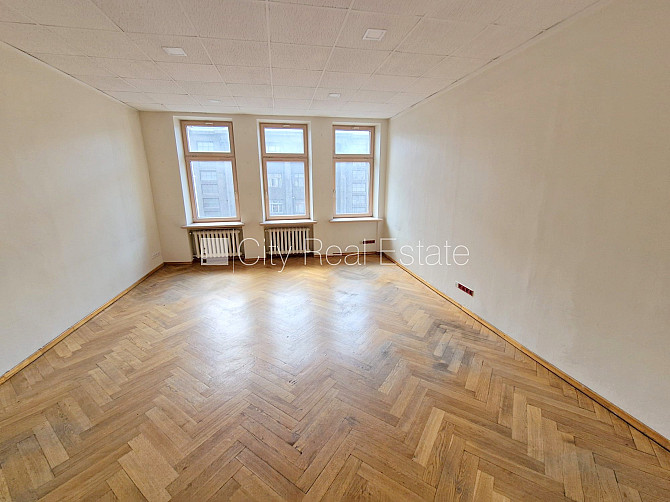 Fasādes māja, renovēta māja, viena kvadrātmetra apsaimniekošanas maksa mēnesī  1,95 EUR, Rīga - foto 3