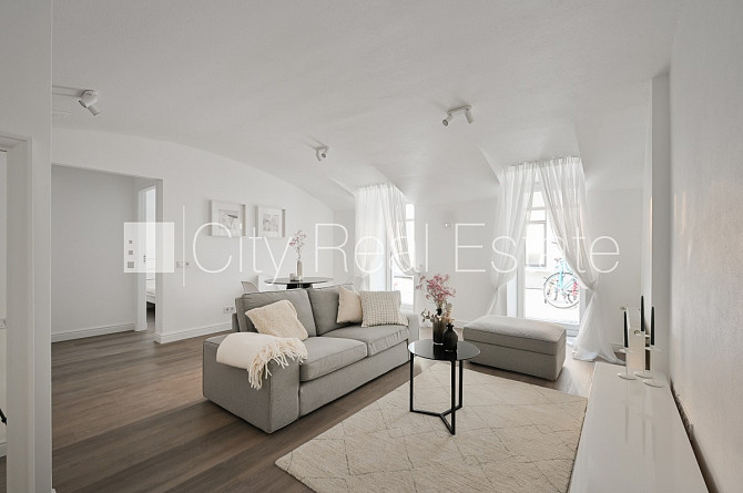 Проект - Kalpaka Park Residence, фасадный дом, вход с улицы, полуподвал, лифт, одна Рига - изображение 1