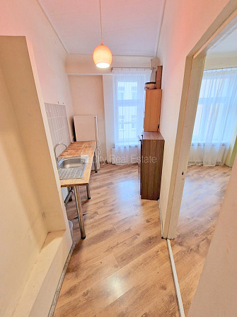 Fasādes māja, renovēta māja, slēgts pagalms, ieeja no ielas, kāpņu telpa pēc kosmētiskā Rīga - foto 7