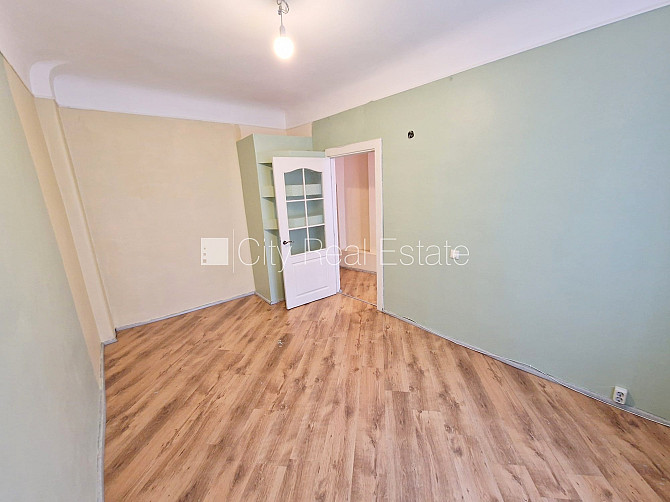 Fasādes māja, renovēta māja, slēgts pagalms, ieeja no ielas, kāpņu telpa pēc kosmētiskā Rīga - foto 3