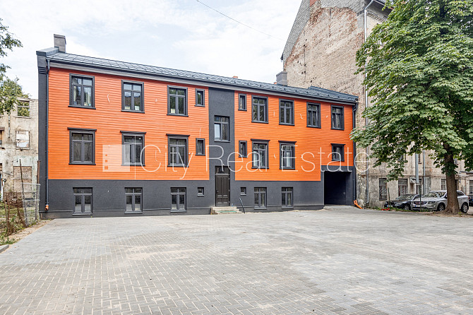 Fasādes māja, renovēta māja, energo efektīva māja, labiekārtota apzaļumota teritorija, Rīga - foto 11