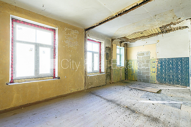 Namīpašums, renovēta māja, labiekārtots apzaļumots pagalms, mājā mainīta jauna Rīga - foto 18