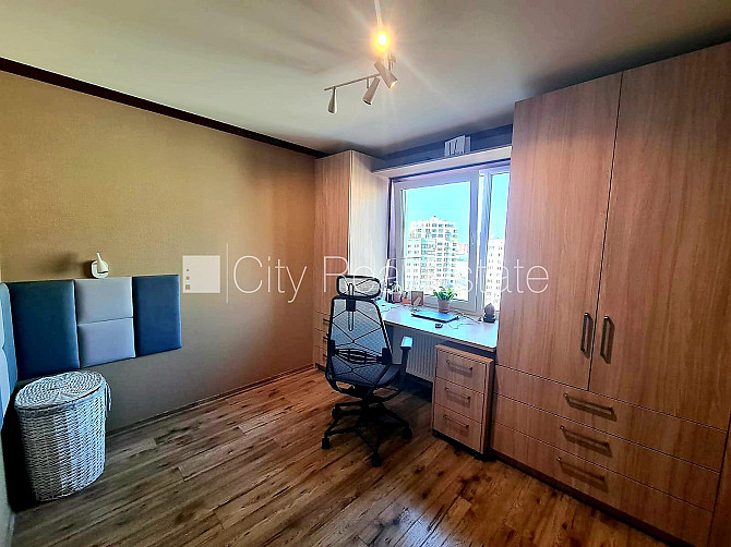 Zeme īpašumā, labiekārtota apzaļumota teritorija, vieta vairākām automašīnām, ir lifts, Rīga - foto 18
