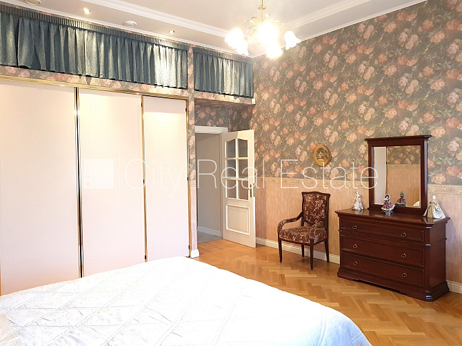 Pagalma māja, restaurēta māja, slēgts pagalms, ieeja no pagalma, kāpņu telpa pēc Rīga - foto 10