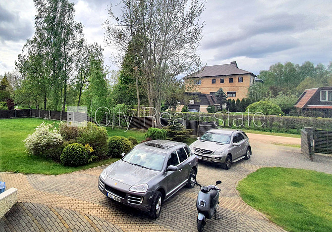 Zeme īpašumā, privātmāja, jaunceltne, labiekārtota apzaļumota teritorija 3300 m2, bruģēts Jūrmala - foto 16